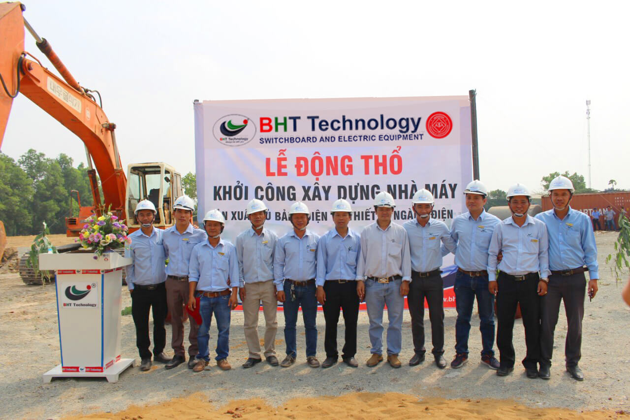 Ảnh lưu niệm tập thể BHT tại buổi Lễ động thổ